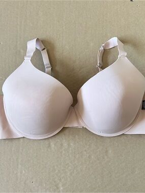 Vince Camuto Bra Plus Size 42D Beige Cream Tan New Without Tag